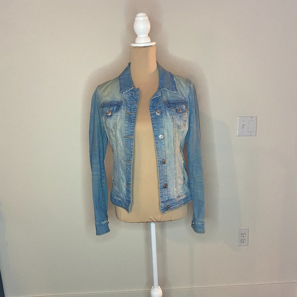 Light/Medium Wash Distressed Denim Jacket - EUC